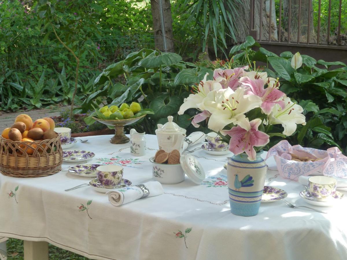 Bed and Breakfast Bb Le Violette Tortolì Exterior foto